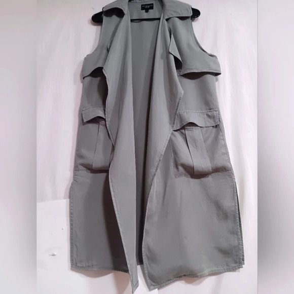 Walter Baker Utility vest jacket, size M, green, Safari Vacation, Lyocell. - Picture 3 of 15